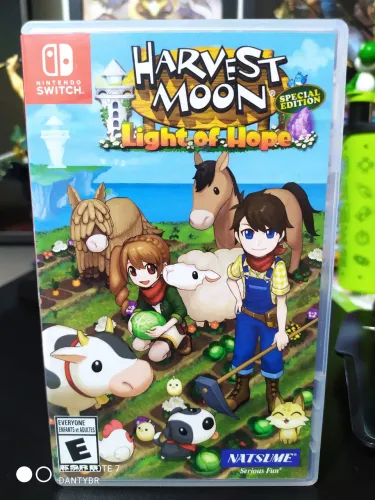 Harvest Moon Light of Hope + Spine - Nintendo Switch 