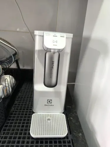 Filtro de água Electrolux semi novo