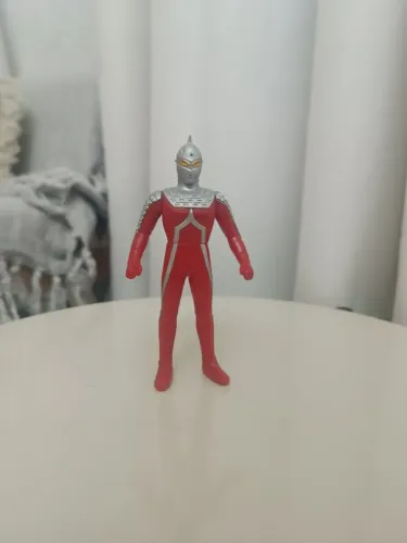 Figura de Ação Ultraseven, da linha Ultra Hero 500 Series N.02, da Bandai, vinil, de 2002