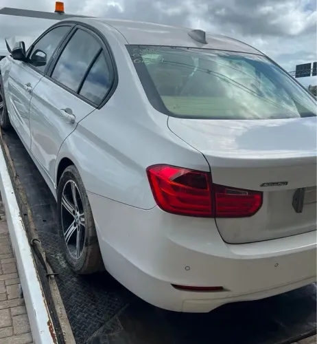 Peças BMW 320i 2.0T 2014 Sucata 
