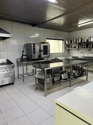 Restaurante 15 anos/ Lucro comprovado