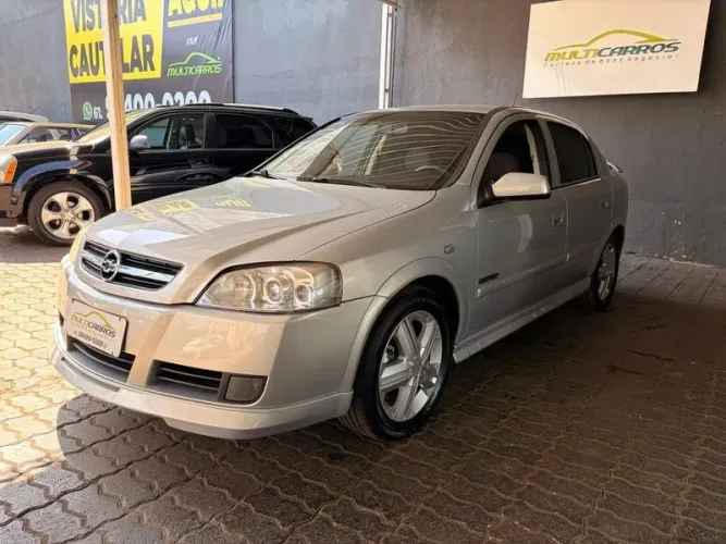 Chevrolet Astra 2.0 8V/ CD 2.0 8V Hatchback 5P AUT 2003