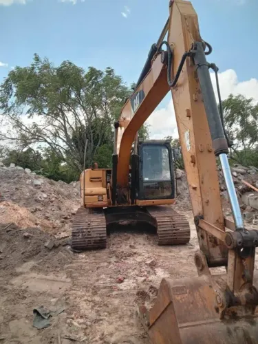 ESCAVADEIRA HIDRÁULICA CATERPILLAR 312D2L