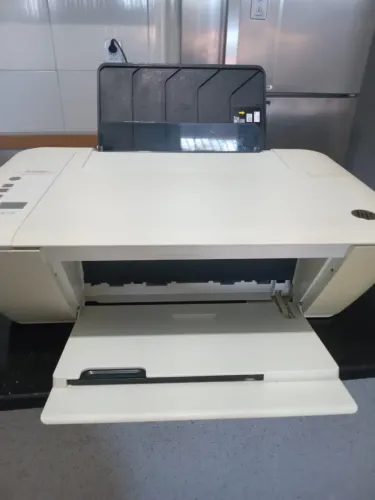 Impressora HP Multifuncional 2546 Bem Conservada