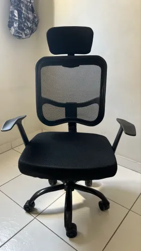 Cadeira escritório preta