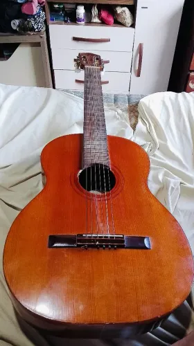 Vendo violão Di Giorgio de 1986