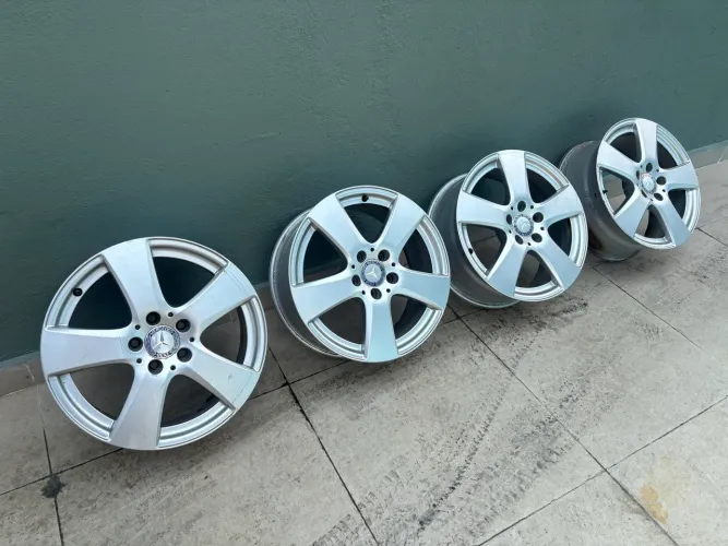 Roda Mercedes Avantgarde Aro 17 - 5 furos Original 