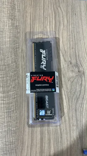 Memória RAM 8 GB DDR4 Kingston Fury 3200 Mhz