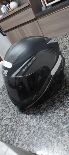 Capacete