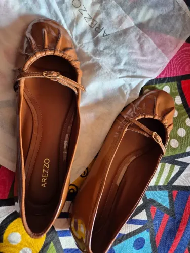 Sapatilha verniz AREZZO