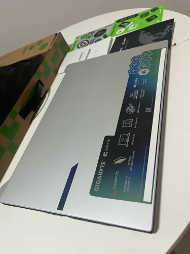 Gigabyte AERO X16, 16" QHD+ 165Hz, AMD Ryzen AI 9 HX 370, 32GB, 1TB SSD, NVIDIA RTX 5070