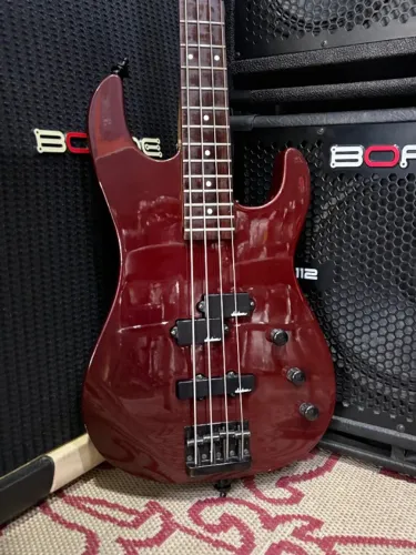 Baixo Jackson Japonês Js5 4 Cordas Passivo Sustain Forte - Usado
