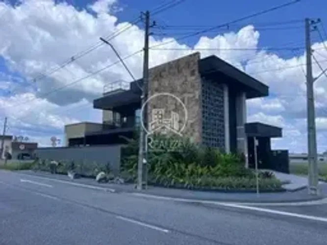 Imóvel para aluguel e venda tem 230 metros quadrados com 3 quartos em Bela Vista - Maritub