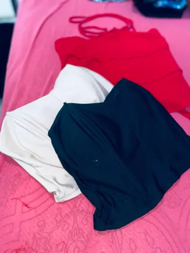 Saias e cropped