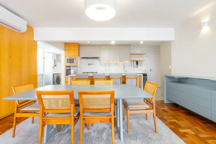 Venda de Apartamento de Luxo em Santo Amaro, São Paulo - 3 quartos, 1 suíte, 3 salas, 4 ba