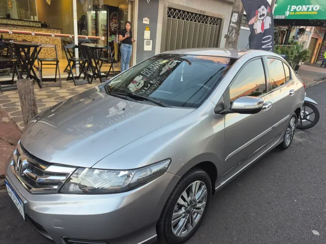 Honda City Sedan EX 1.5 Flex 16V 4P Aut. 2013