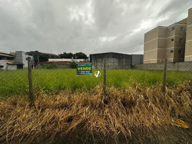 LOTE À VENDA - PARQUE DAS PALMEIRAS - PINDAMONHANGABA/SP