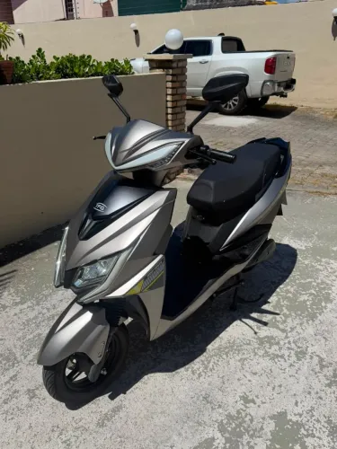 Scooter Elétrica TFG Biz 1000W - Autopropelido