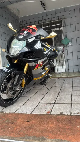 GSXR 1000 Sred *