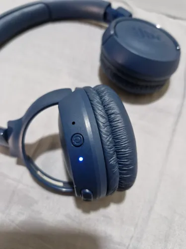 Fone JBL Tune 520BT - Bluetooth