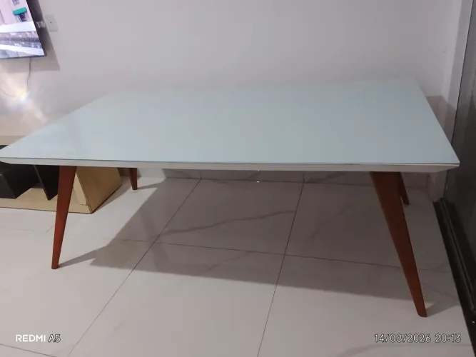 Vende se mesa