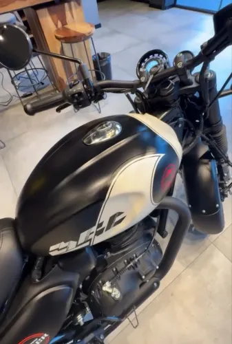 Primeiro lote!!! Royal Enfield * Marcio Carioca