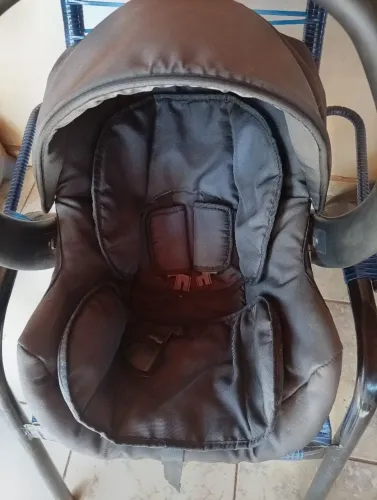Vende-se Bebê Conforto Usado