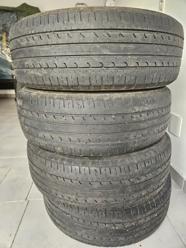 Goodyear 215 60 17, 4 pneus, usados, 50km rodados