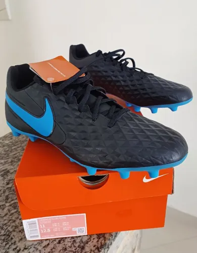 Chuteira Campo Nike Legend Club 8 FG/MG Tam 43!!!