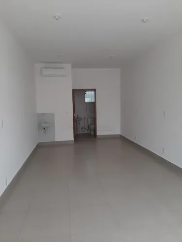 Salão Comercial para locação com 40 m² no Jardim do Estádio - Santo André/SP