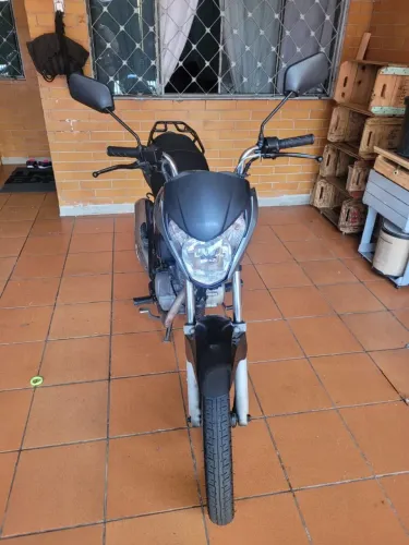 Vendo em bom estado , documentos em dia 