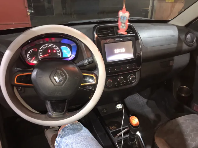 Renault Kwid Outsider 1.0 Flex 12V 5P Mec. 2022