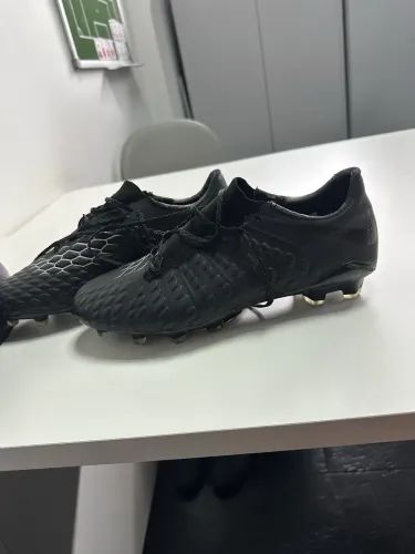 Chuteira Nike hipervenon 