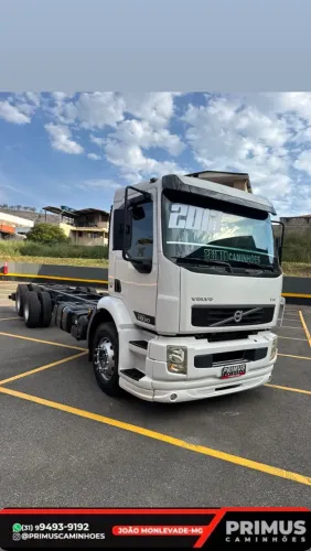 Caminhão Truck VM 270