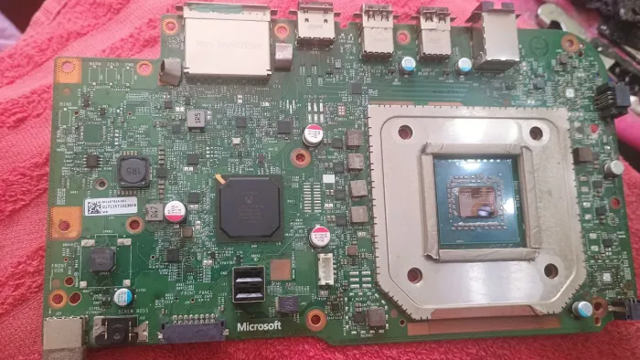 PLACA XBOX SERIES COM SSD ESTÁ COM DEFEITO SEM TESTE NO ESTADO SEM GARANTIA ..