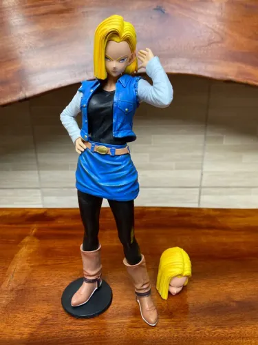 Action Figure Dragon Ball - Androide 18 Do Futuro 27cm Com 2 Heads 