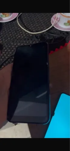 Celulares ligando porém com tela quebrada