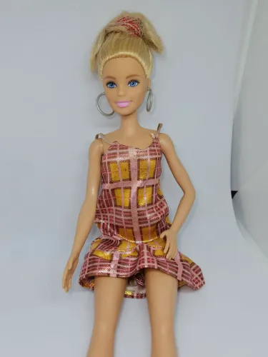 Barbies lindas valor unitário.