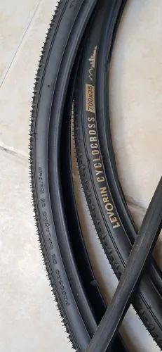 par pneu levorin cyclo cross com 4 cameras bico fino