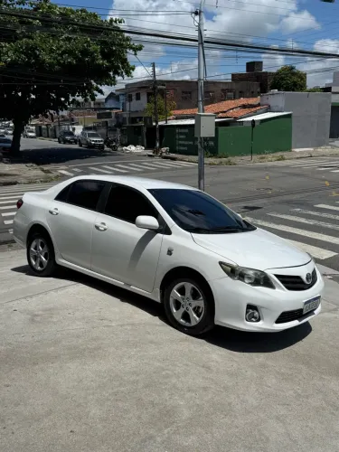 Toyota Corolla GLI 1.8 Flex 16V Aut. 2013