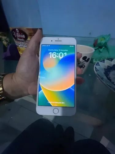 iPhone 8 Plus