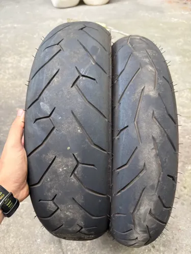 Jogo Pirelli Diablo Rosso 2 110/70-17 e 140/70-17
