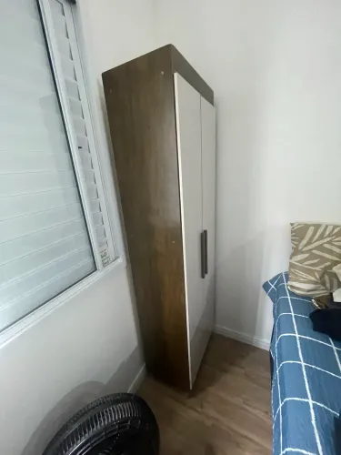 Armário 2 porta 1 mês de uso
