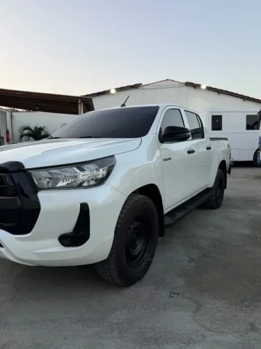 Toyota Hilux CD 4X4 2.8 Diesel Mec. 2021