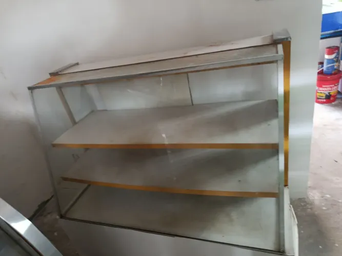Vendo balcão para pão
