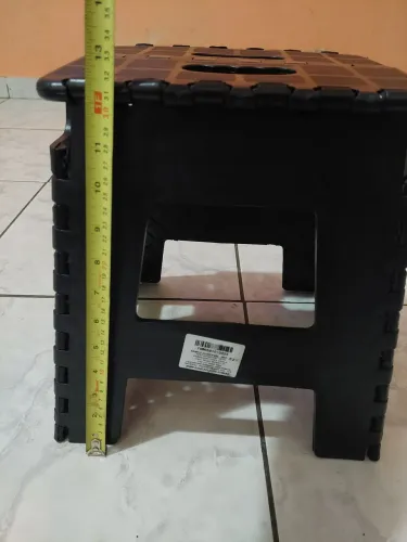 Banqueta multiuso dobrável