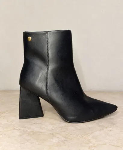 Bota Preta Vizzano Feminina - NOVA