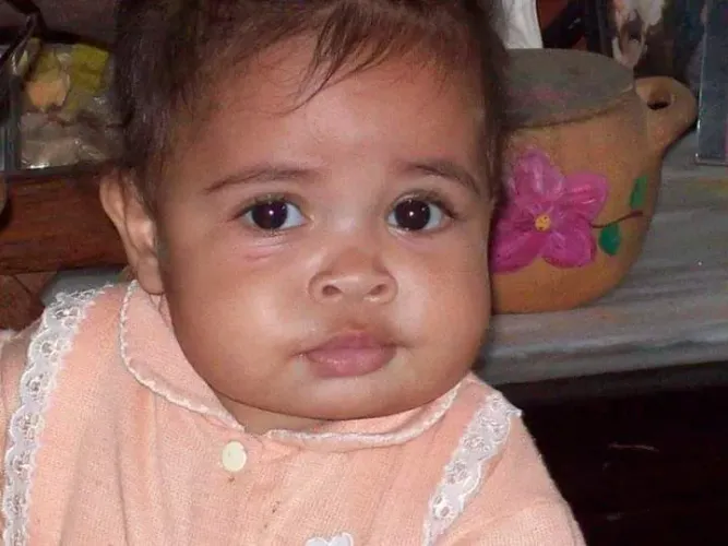 Vendo roupinhas de meninas, novas sem uso, partir de 10 faço kit também