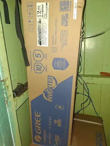 Ar condicionado na caixa novo
