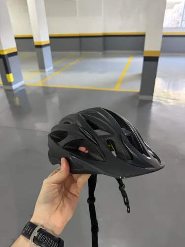 Capacete bicicleta Cannondale - EXCELENTE estado
